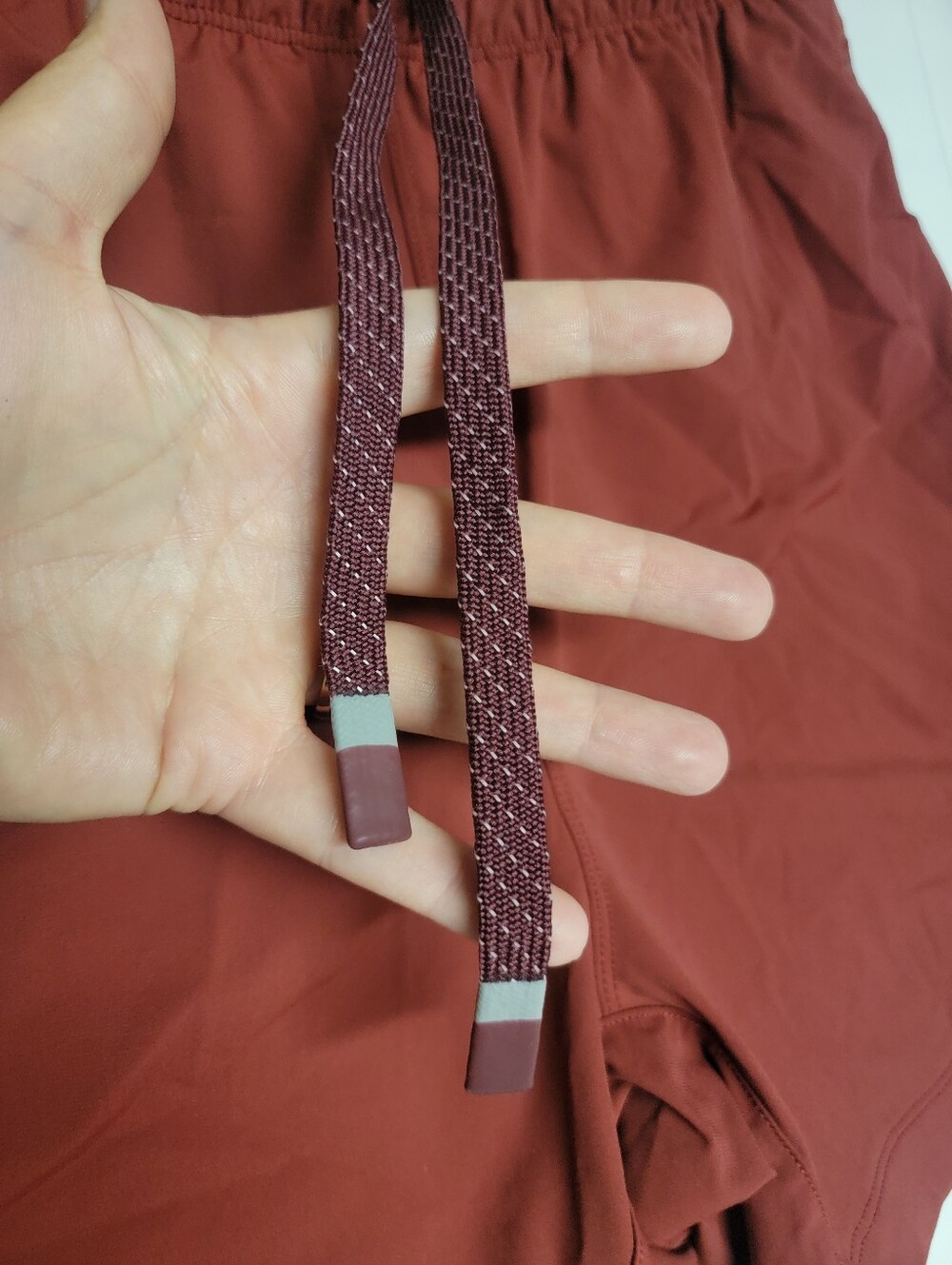 Fabletics Men's O2 Run Training Shorts - Picture 6 of 12